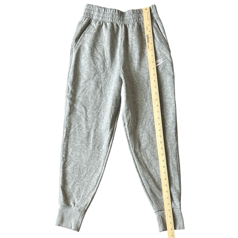 Big Kids Gray Nike Sportswear Club Fleece Joggers Brand New Size Large - Picture 6 of 10